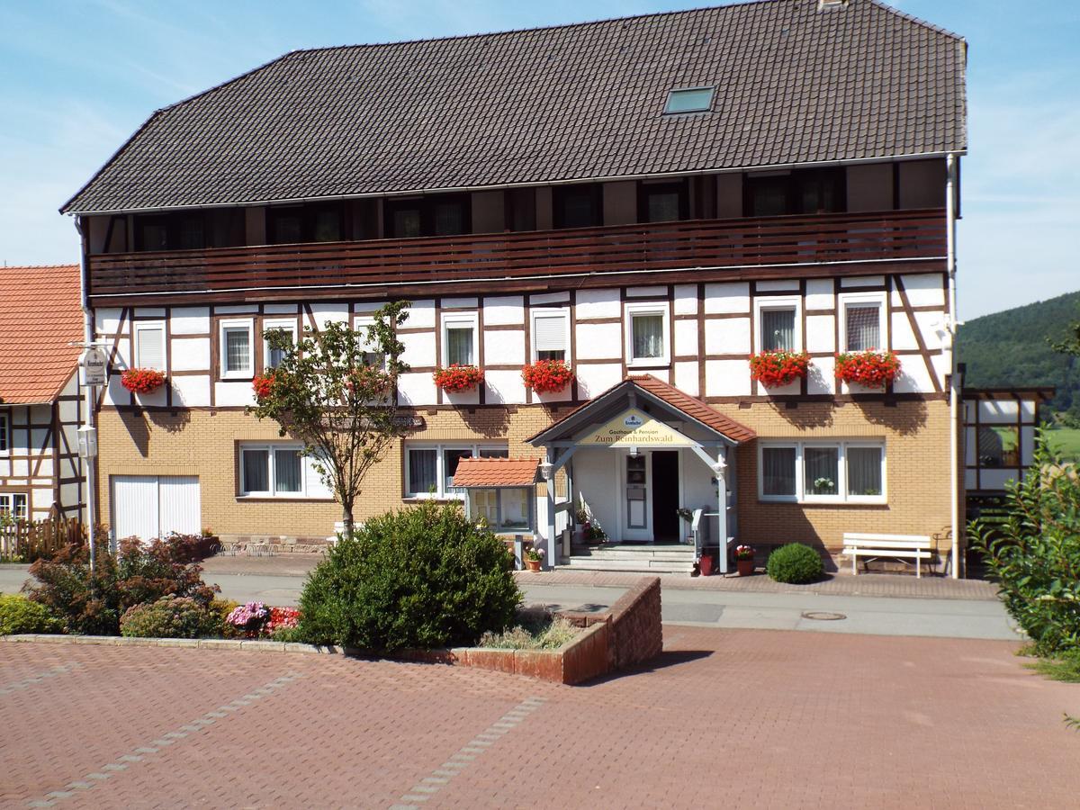 Hotel Garni Zum Reinhardswald Gewissenruh ภายนอก รูปภาพ